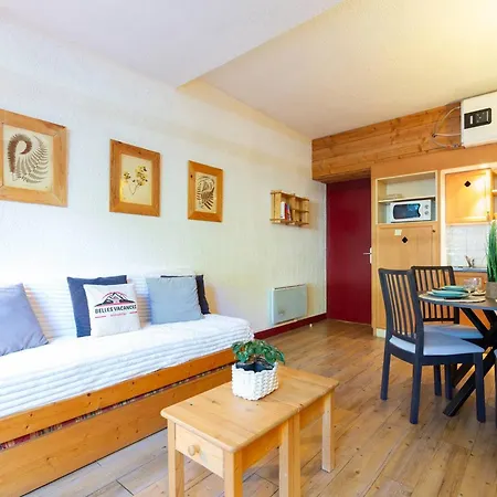 Renove Avec Sauna, Piscine, Et Parking A Lary Village - 4 Pers - Fr-1-296-371 *